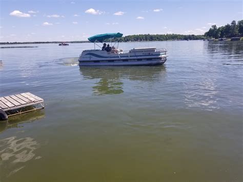 Book with confidence in getmyboat and the thousands of unbiased reviews and great deals for your next pontoon rental. Boat/Pontoon Rentals