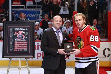 Watch: Blackhawks honor Kane for his record-breaking point streak - The ...