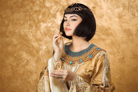 Achaman GuaÑoc El Perfume De Cleopatra Contenía Leche De Burra