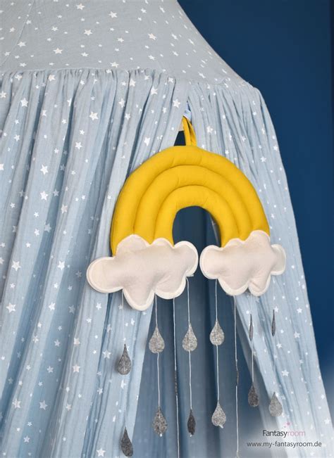 Maybe you would like to learn more about one of these? Kinder Kuschelecke mit alter Matratze und bunten Laken in ...