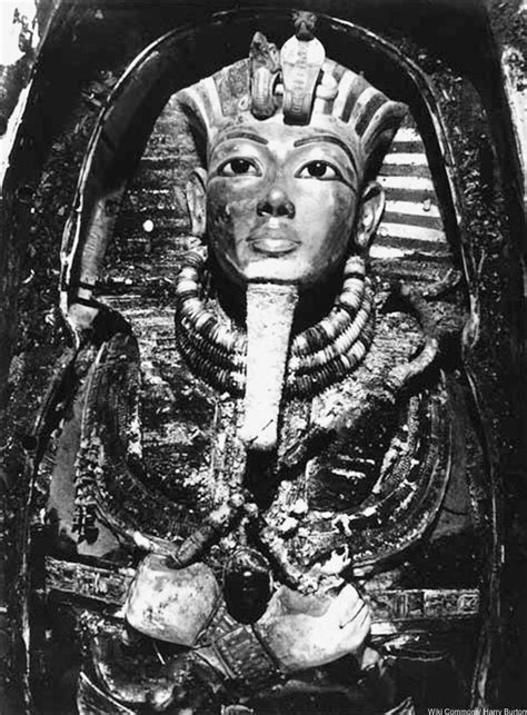 6 Incredibly Rare Photos Of The Discovery Of King Tuts Tomb Ancient
