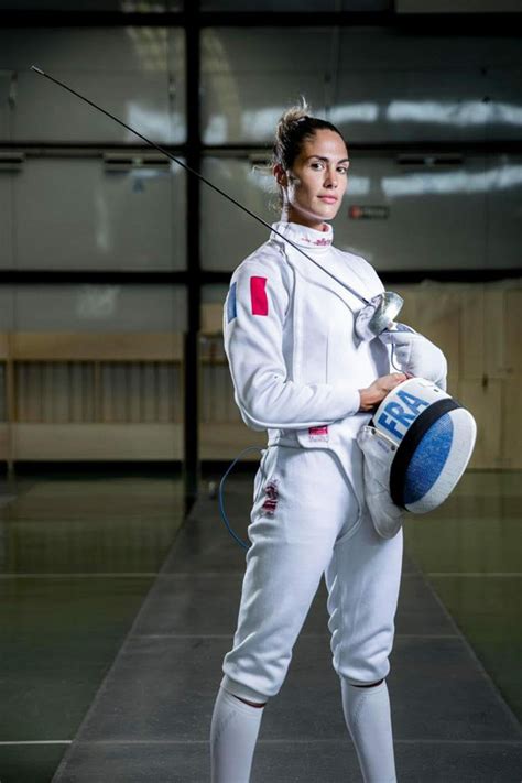 At the 2012 summer olympics, she competed finishing in 31st place which also marked her maiden appearance at the summer olympics. Élodie Clouvel: "J'apprends beaucoup sur moi grâce au sport."