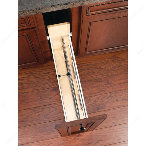 6.62'' h x 24.25'' w x 21.25'' d. Pull-Out Base Cabinet Organizer - Richelieu Hardware