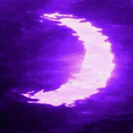 The best gifs for purple aesthetic. ☆ミ ☆ミ ☆ミ (With images) | Purple aesthetic, Aesthetic ...