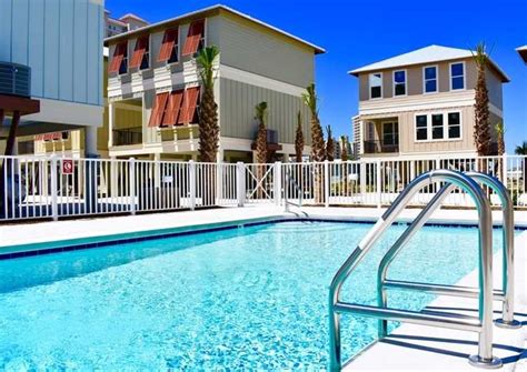 Recommended vacation rentals in gulf shores. 2 Bedroom ~ Pet Friendly ~ Turtles Nest Beach House ~ Pool ...