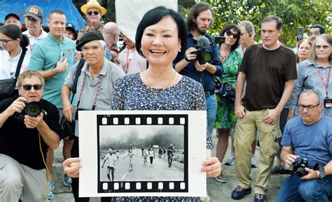 Nick Ut And ‘napalm Girl Revisit American War Site In Vietnam 50 Years