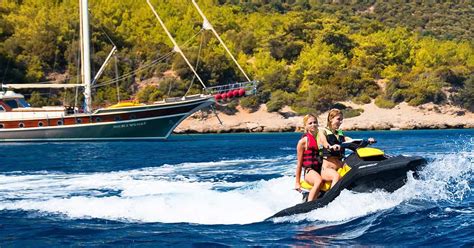 Recreational vehicle insurance, in case you were wondering, is written specifically for the needs of owners of boats, trailers, jet skis, snowmobiles, dune buggies. Do you need a licence to drive a Jet-ski in Turkey?