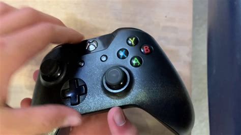 How To Spray Paint Your Xbox One Controller Youtube