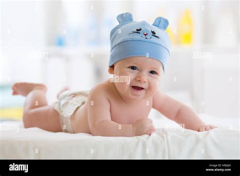 Boy Lying On Stomach Hi Res Stock Photography And Images Alamy