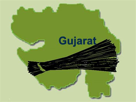 In Bipartisan Guj Aap Trying To Emerge As Third Alternative Oneindia