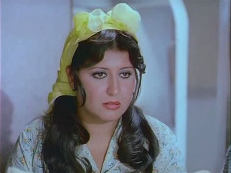 أكدت الفنانة المصرية الكبيرة سهير رمزي، خلال استضافتها في حلقة السبت 9 يناير الجاري من برنامج 100 سؤال، من تقديم راغدة شلهوب على قناة الحياة، أنها لم تتعمد الظهور عارية في. سهير رمزى: بعد هدوء الأوضاع سأعود بمسلسل درامى | جورنال ...