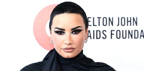 Demi Lovato Shows Off Hot New Look People En Español