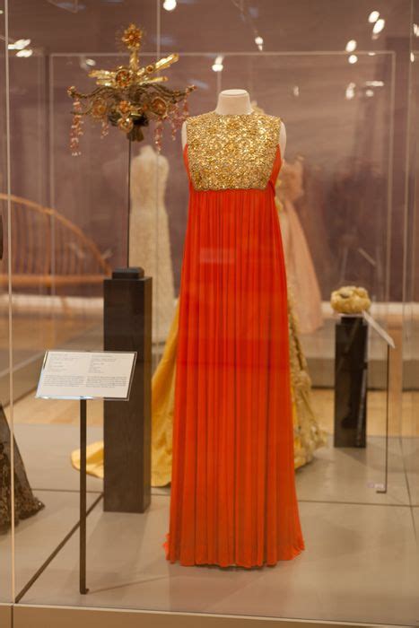 Pictured The Iconic Dresses From The Grace Kelly Exhibition Hello