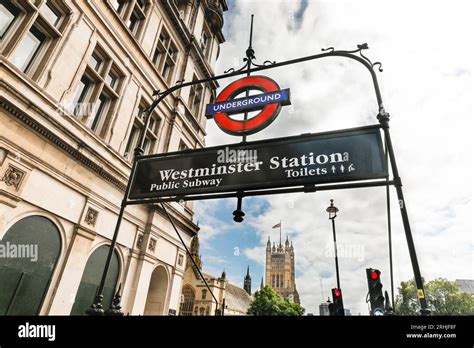 Westminster Station Public Subway Sign To The Underground Tube