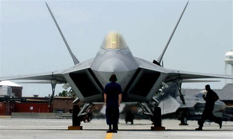 The run is 4 seconds!! US Air Force F-22 USAF Thrust Vectoring Raptor Aircraft ...