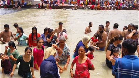 Ganga Snan Open Bath Holy Bath Ganga Snan Haridwar Har Ki Pauri Neeraj Haridwar
