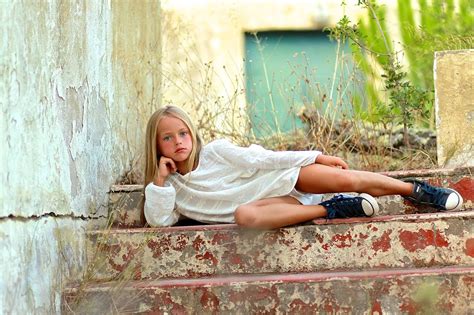 Le Foto Di Kristina Pimenova La Bambina Più Bella Del Mondo Al Pitti