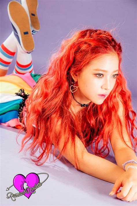 [concept] Red Velvet Russian Roulette Yeri Celebrity Photos Onehallyu