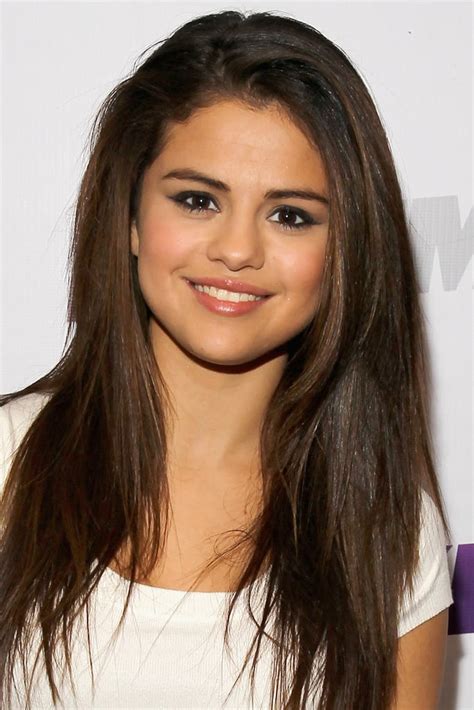 Selena Gomez Popsugar 100 Cropped Images Popsugar Celebrity Photo 14