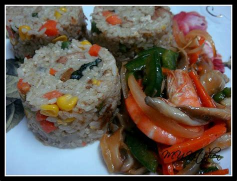 Ada satu rahsia yang unik didalamnya dimana terlalu ramai orang tak tahu dan buat ianya sedap. MY Kitchen MY Kitchen MY Kitchen: Nasi Goreng Cendawan Cina