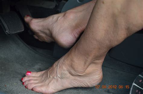 Mature Feet Porn
