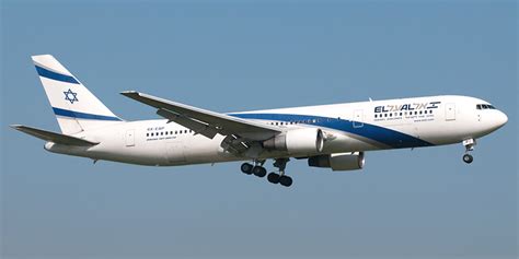 Boeing 767 300 Commercial Aircraft Pictures Specifications Reviews