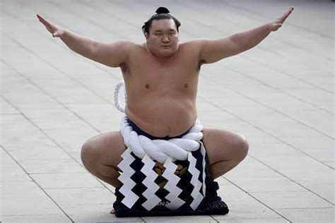 Photos Sumo Grand Champions Perform New Year Ritual In Tokyo Japan Real Time Wsj
