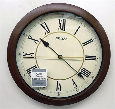 Seiko 11 Round Brown Case With Wood Grain Finish Wall W Quiet Sweep