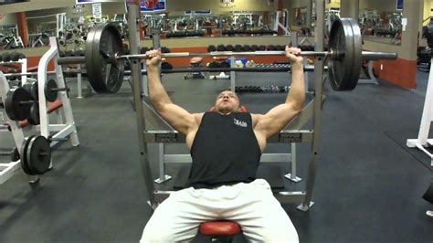 Use a good weight bench. Proper Incline Barbell Bench Press Execution | Tiger ...
