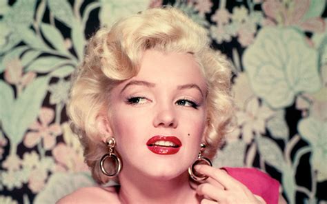 Iconic Glamorous Old Hollywood Hairstyles And The Face Shapes That