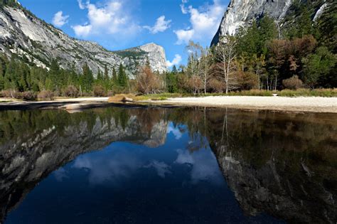 Mirror Lake Yosemite National Park Trail Hikers
