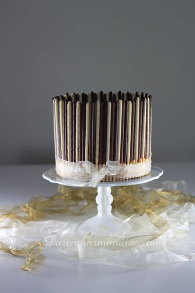 Triple Layer Cake Au Chocolat Et Aux Mikados Recette Cake Chocolat