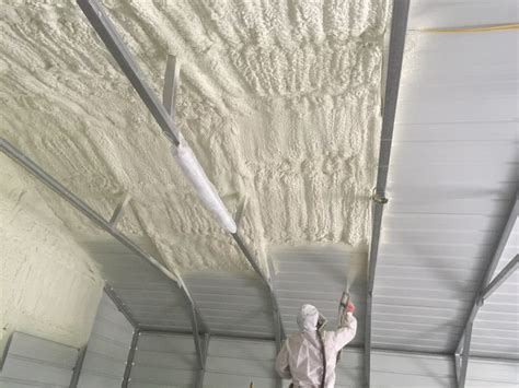 Spray foam offers some advantages over other traditional insulation projects like fiberglass and even dense packed cellulose or fiberglass. Spray Foam Insulation in Orlando FL