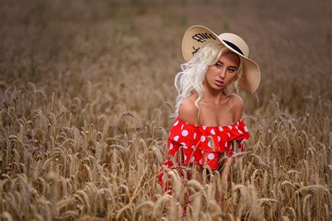 Image Blonde Girl Model Margo Dmitry Medved Beautiful Hat Wheat