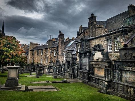 12 Best Edinburgh Ghost Tours Vaults Graveyards And More