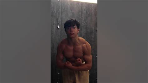 Teen Bodybuilder Flexing Huge Ripped Muscle Read Description Youtube