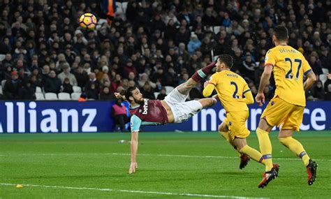 Dakikasında türk oyuncu eren derdiyok muhteşem bir. Gareth Bale'in Liverpool'a attığı röveşata golü (Futbol ...