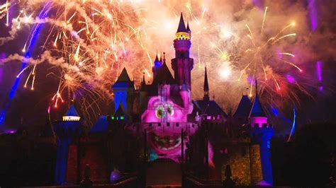 Preview Together Forever A Pixar Nighttime Spectacular Pixar Fest Fireworks At Disneyland