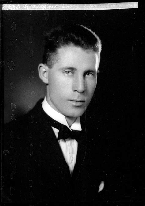 Vintage Everyday 20s Male Hairstyles 24 Handsome Portrait Photos Of