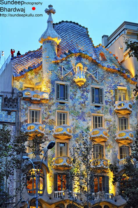 Barcelona Architecture - Barcelona Spain Antoni Gaudi Architecture ...