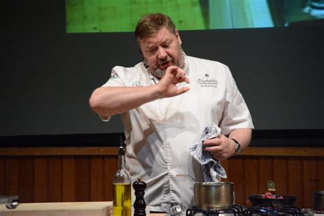 Dgwgo December Featured Chef Ian Mcandrew Dgwgo