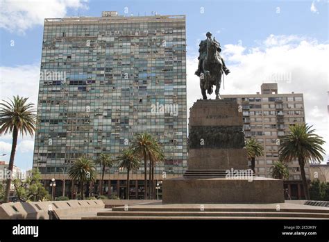 Plaza Independencia Independence Square The Most Important Square In