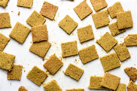 Cheesy Vegan Homemade Crackers Healthy Crackers Recipe The New