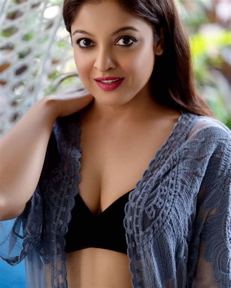 Bollywood Actress Hot Gallery Tanushree Dutta Latest Hot And Spicy