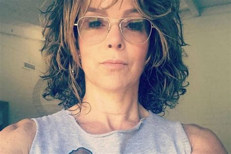Elenco, recensioni, critica, trailer, dvd dei film con johnny dorelli. Baby Dirty Dancing oggi Jennifer Grey 60 anni malattia FOTO