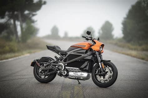 Click on a model serie name to see a newer example of the model independently of production year, variants and options. Harley-Davidson Announces New Bikes And Tech For 2020 ...