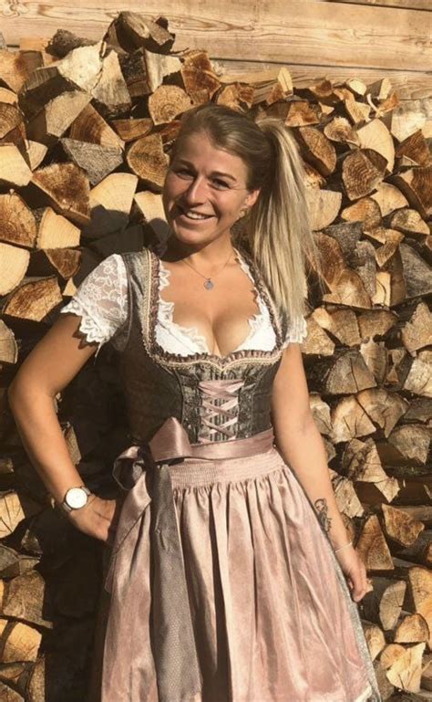 Pin By Pbwv On Dirndl In Oktoberfest Woman Dirndl Dress