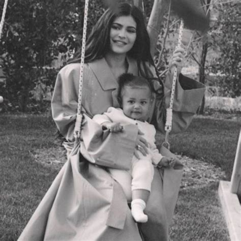 Kylie jenner took to instagram to share a brand new adorable pic of her daughter stormi happily posing in a bathtub while showing off her gorgeous curly hair. Kardashian Jenner Kids FanPage on Instagram: "Kylie on the ...