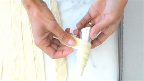 Once completely cool, fill with the pastry cream using a sac a poche. Cooking with Manuela: Italian Cream Stuffed Cannoncini ...
