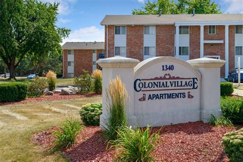 Check spelling or type a new query. Colonial Village, Apartments for Rent in West Des Moines, IA